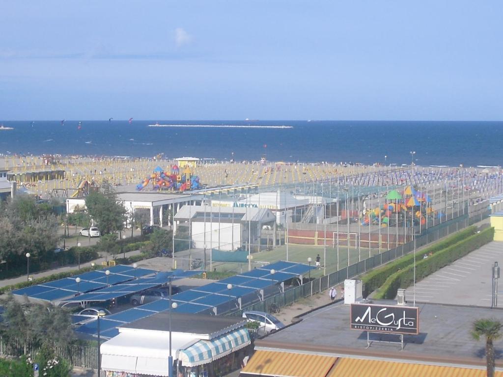 Hotel Metropol Sottomarina Exterior photo