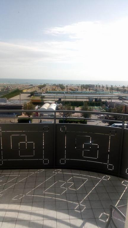 Hotel Metropol Sottomarina Exterior photo
